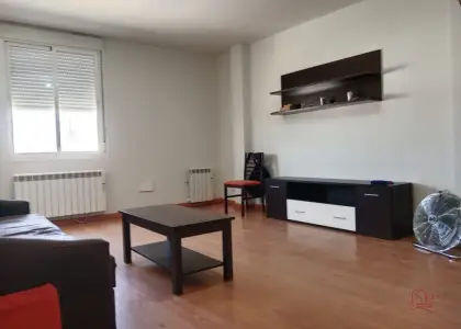 Duplex en venta en Villarrubia De Los Ojos, Calle Palencia, de 92 m2 con 2 dormitorios, 2 baños, plaza de garaje, trastero y terraza por 96.500 €, Ref. 0456 en Villarrubia de los Ojos