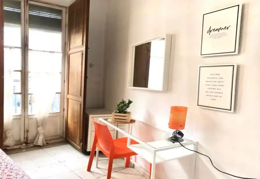 Habitación en piso compartido de 4 habitaciones en alquiler en Centro Histórico en Málaga