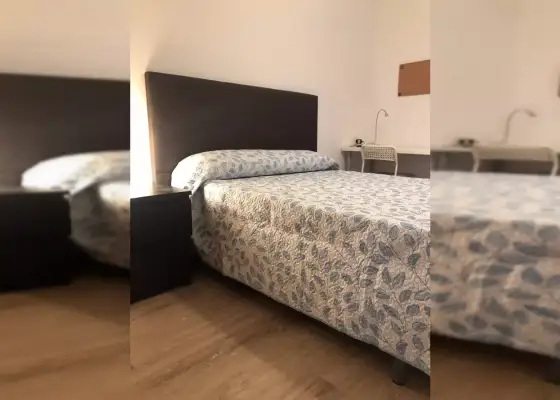 Habitación en piso compartido de 4 habitaciones en alquiler en Oviedo, solo para profesionales.