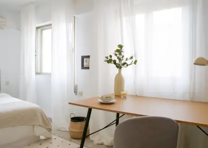 Habitación en piso compartido de 6 habitaciones en alquiler en Alicante, perfecta para profesionales y estudiantes. en Alicante (Alacant)