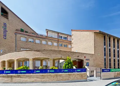 Habitación en un piso compartido de 1 dormitorio en alquiler en Ensanche-Zabalgunea. en Pamplona