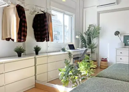 Se alquila habitación en piso de 6 habitaciones en Barcelona en Barcelona
